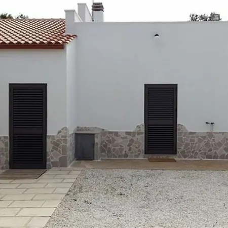 House With 3 Bedrooms In Serranova, With Furnished Garden - 1.8 Km Fro Apartment *